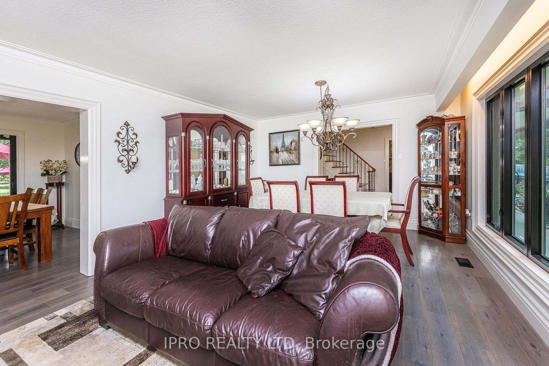Photo 5 of 6845 19th Side Road, King, Schomberg — HOMEH