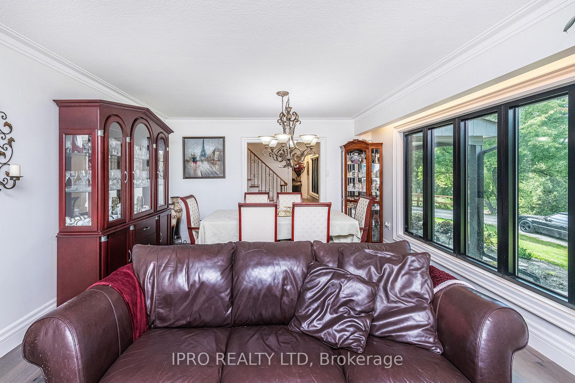 Photo 37 of 6845 19th Side Road, King, Schomberg — HOMEH