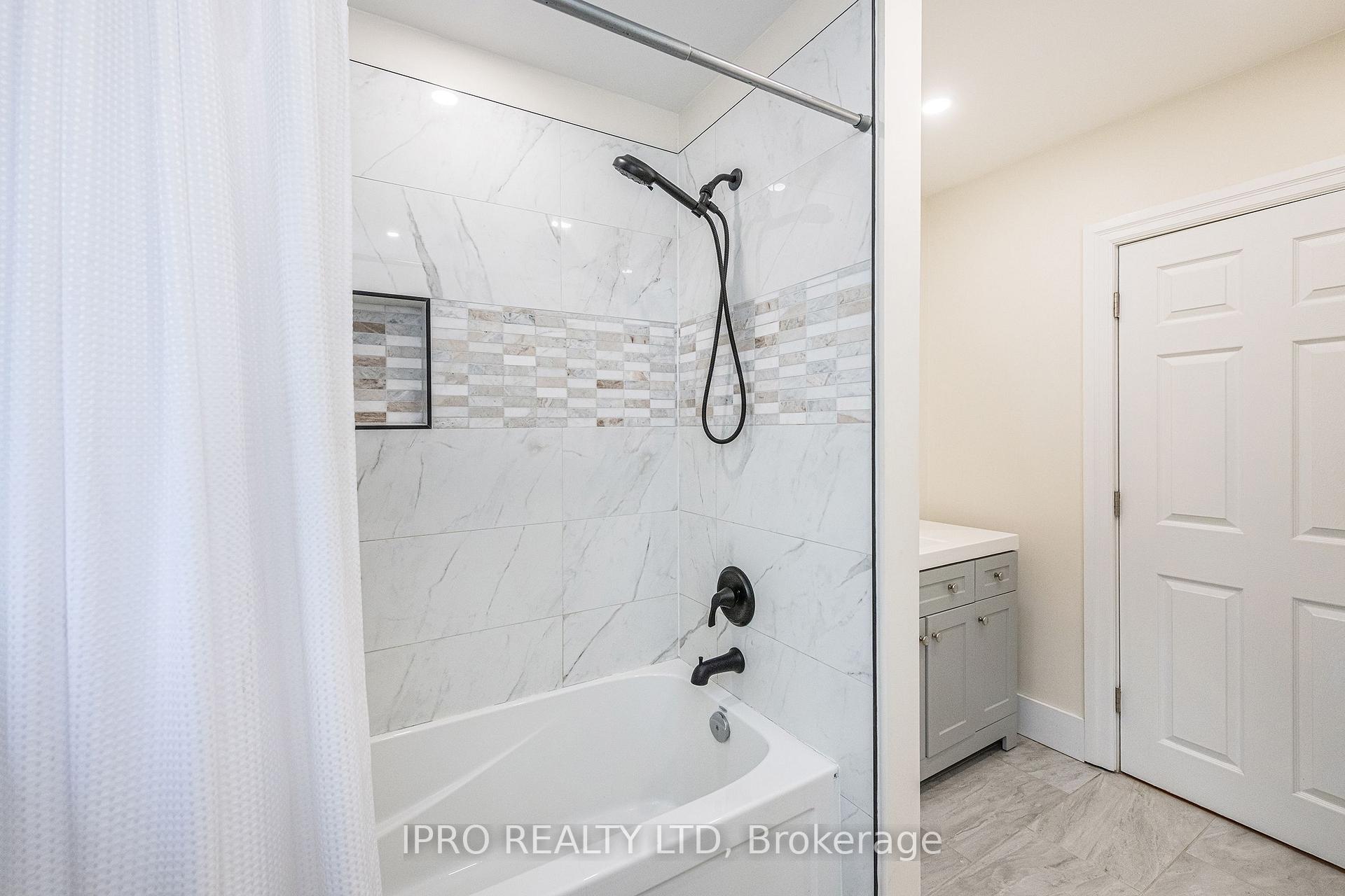 Photo 6 of 6845 19th Side Road, King, Schomberg — HOMEH