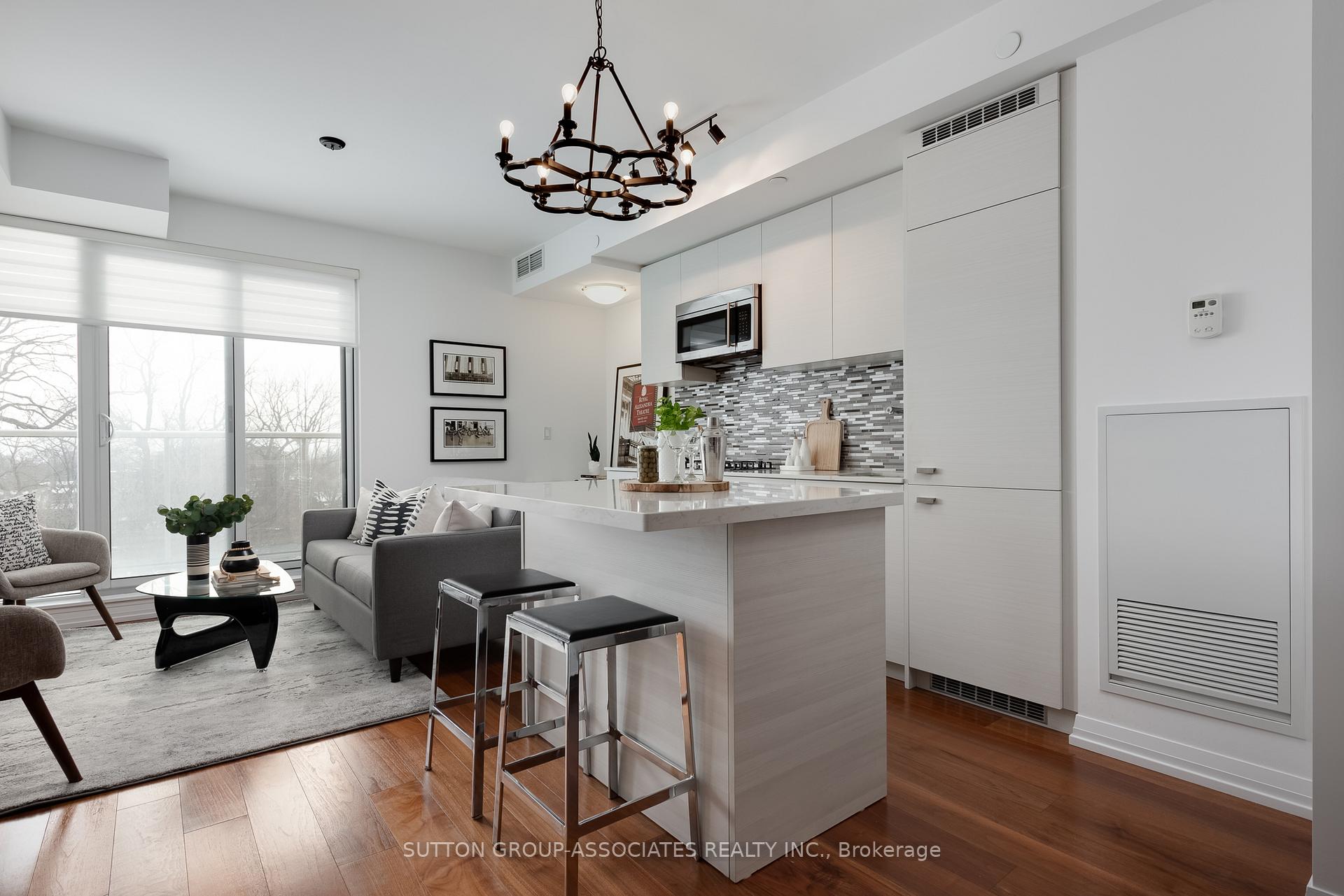 Photo 5 of Unit 413, 835 St Clair Avenue W, Toronto, Wychwood — HOMEH