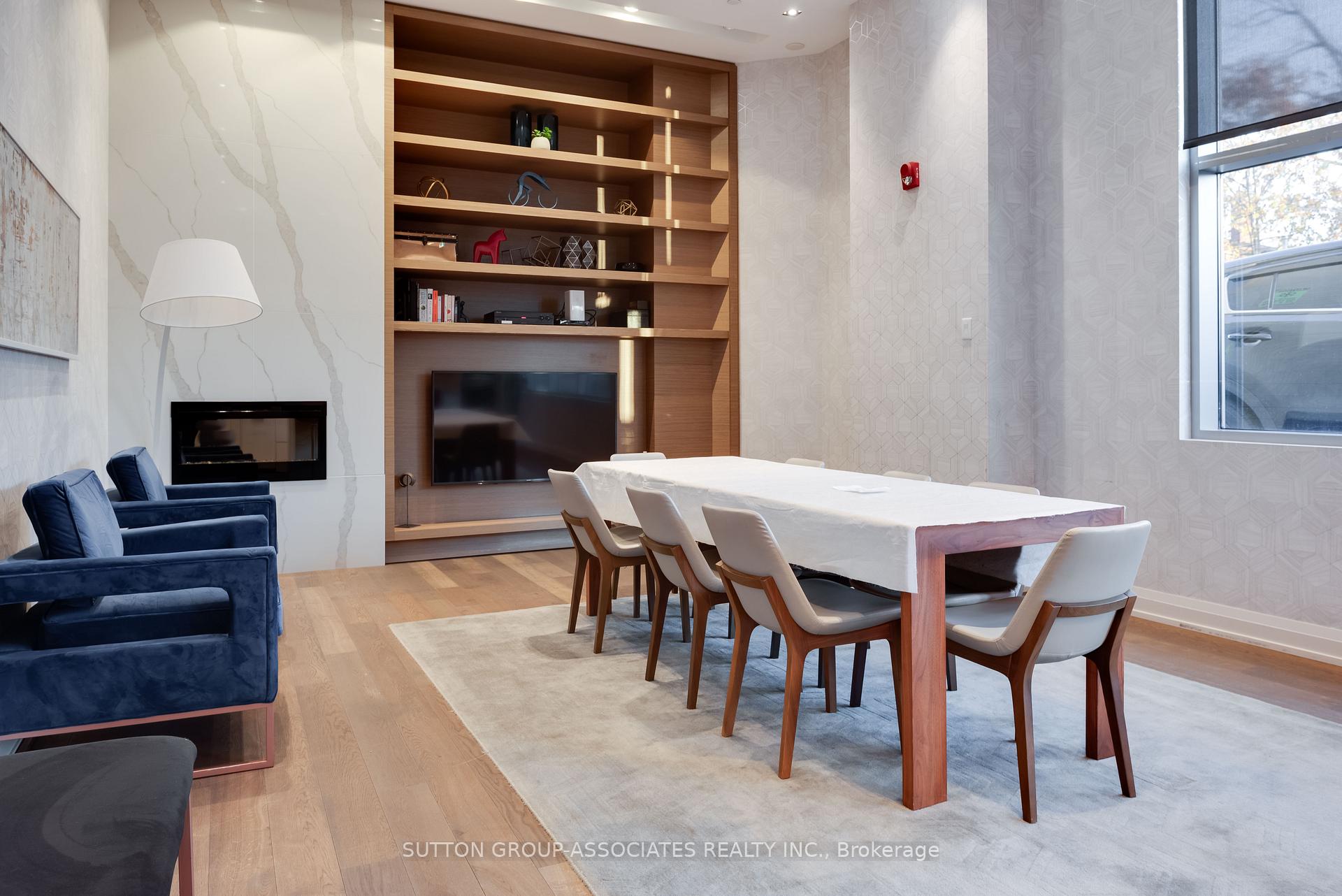 Photo 14 of Unit 413, 835 St Clair Avenue W, Toronto, Wychwood — HOMEH