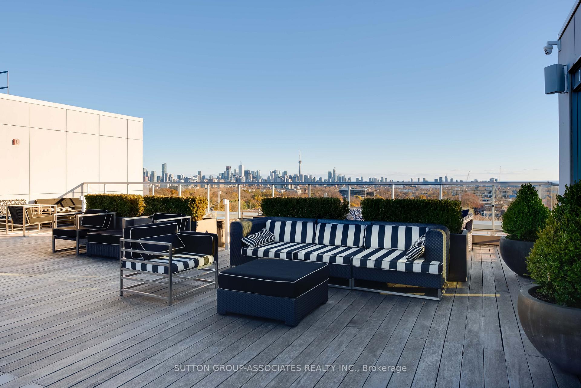 Photo 19 of Unit 413, 835 St Clair Avenue W, Toronto, Wychwood — HOMEH