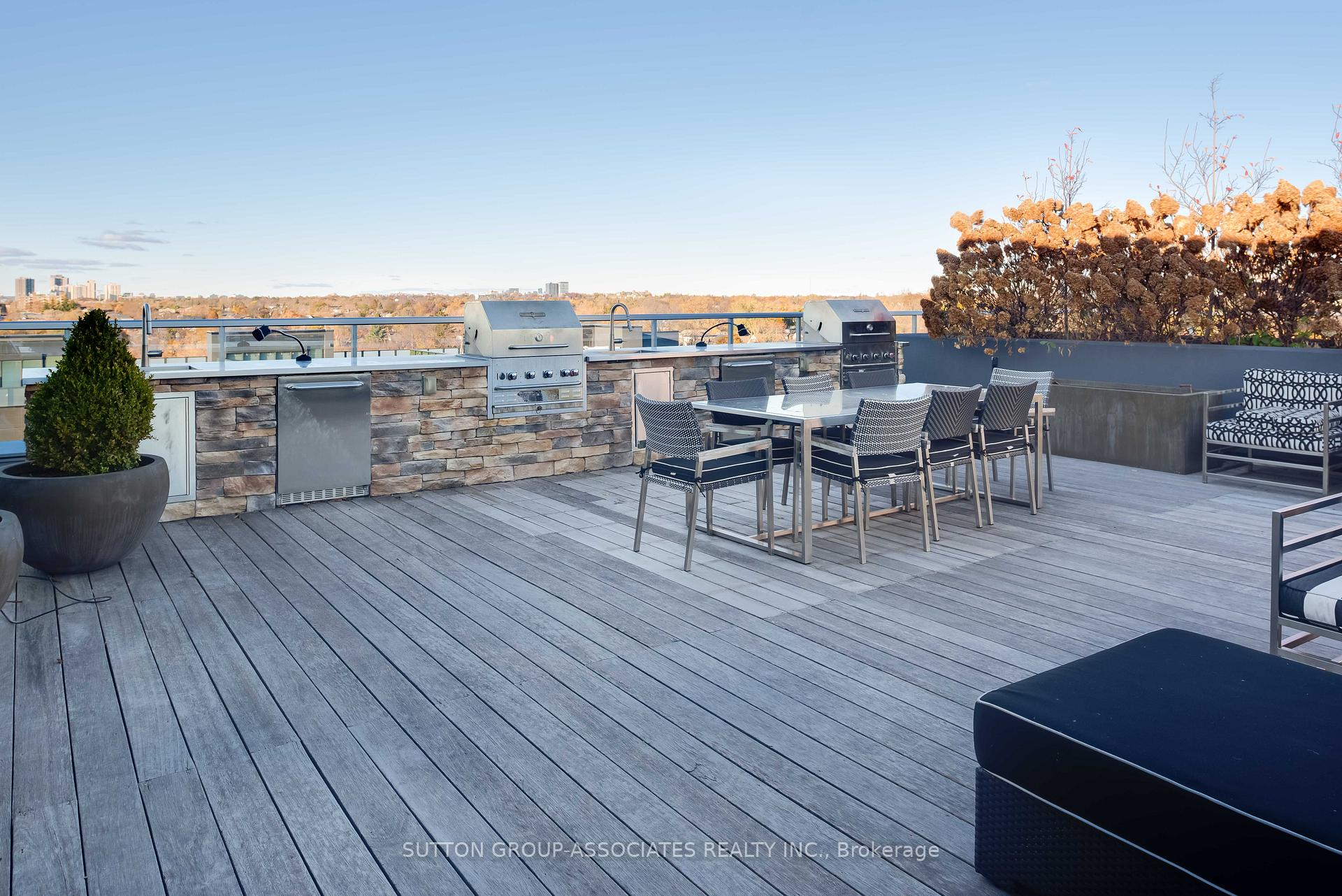 Photo 20 of Unit 413, 835 St Clair Avenue W, Toronto, Wychwood — HOMEH