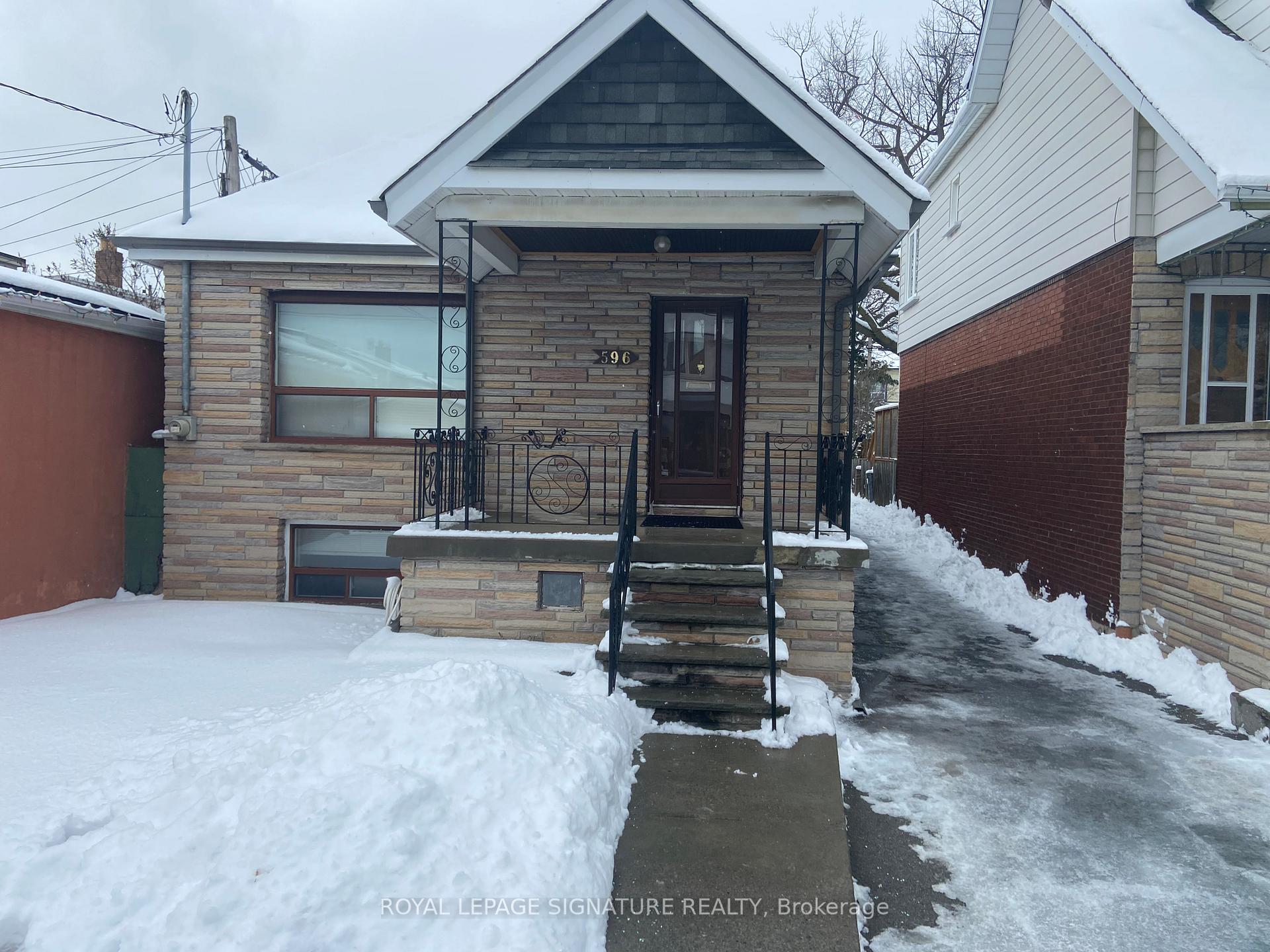Photo 2 of 596 Milverton Boulevard, Toronto, Danforth — HOMEH