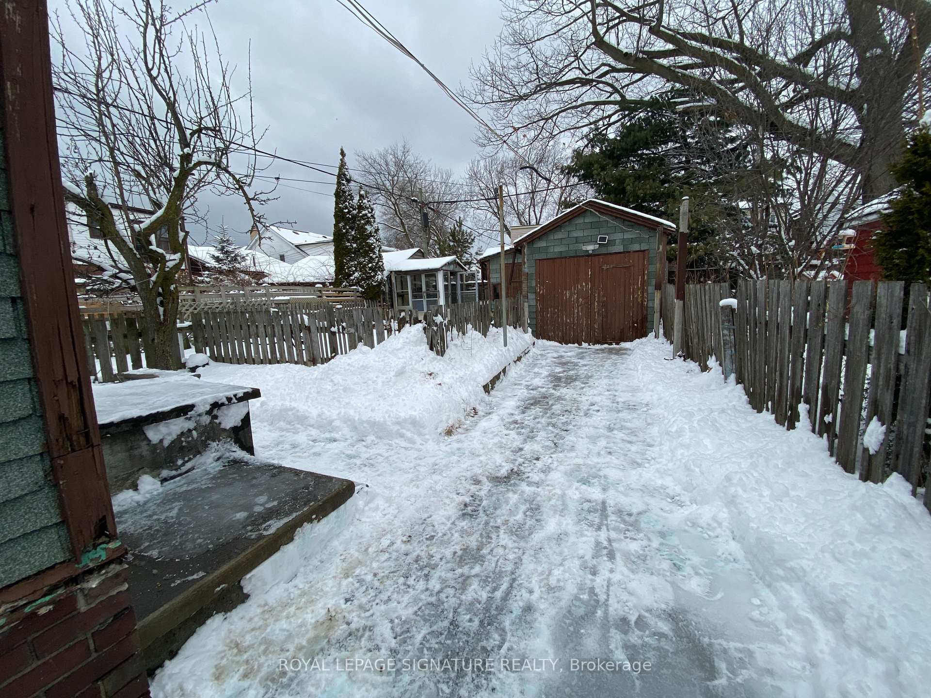 Photo 4 of 596 Milverton Boulevard, Toronto, Danforth — HOMEH