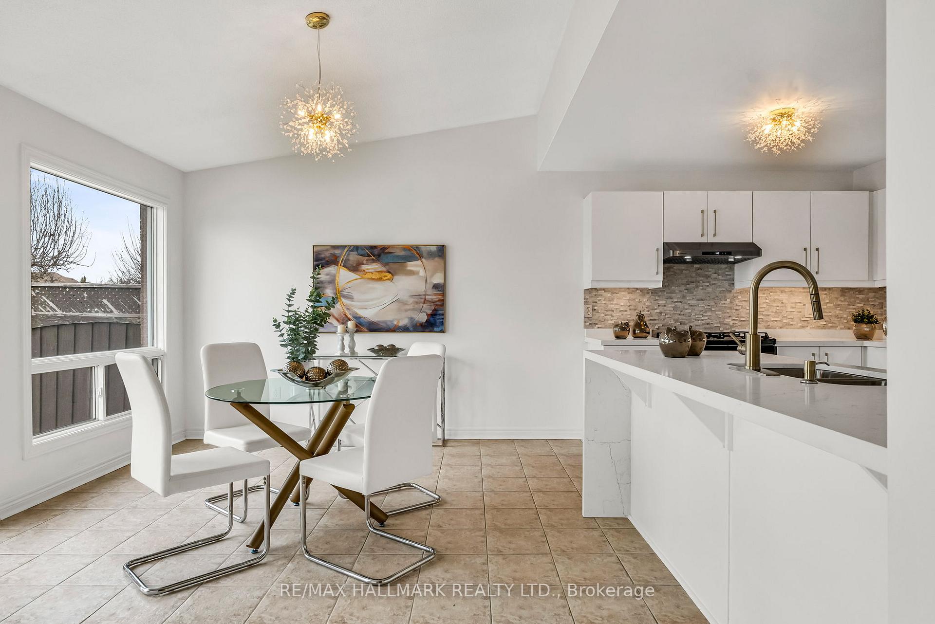 Photo 19 of 79 Aventura Crescent, Vaughan, Sonoma Heights — HOMEH
