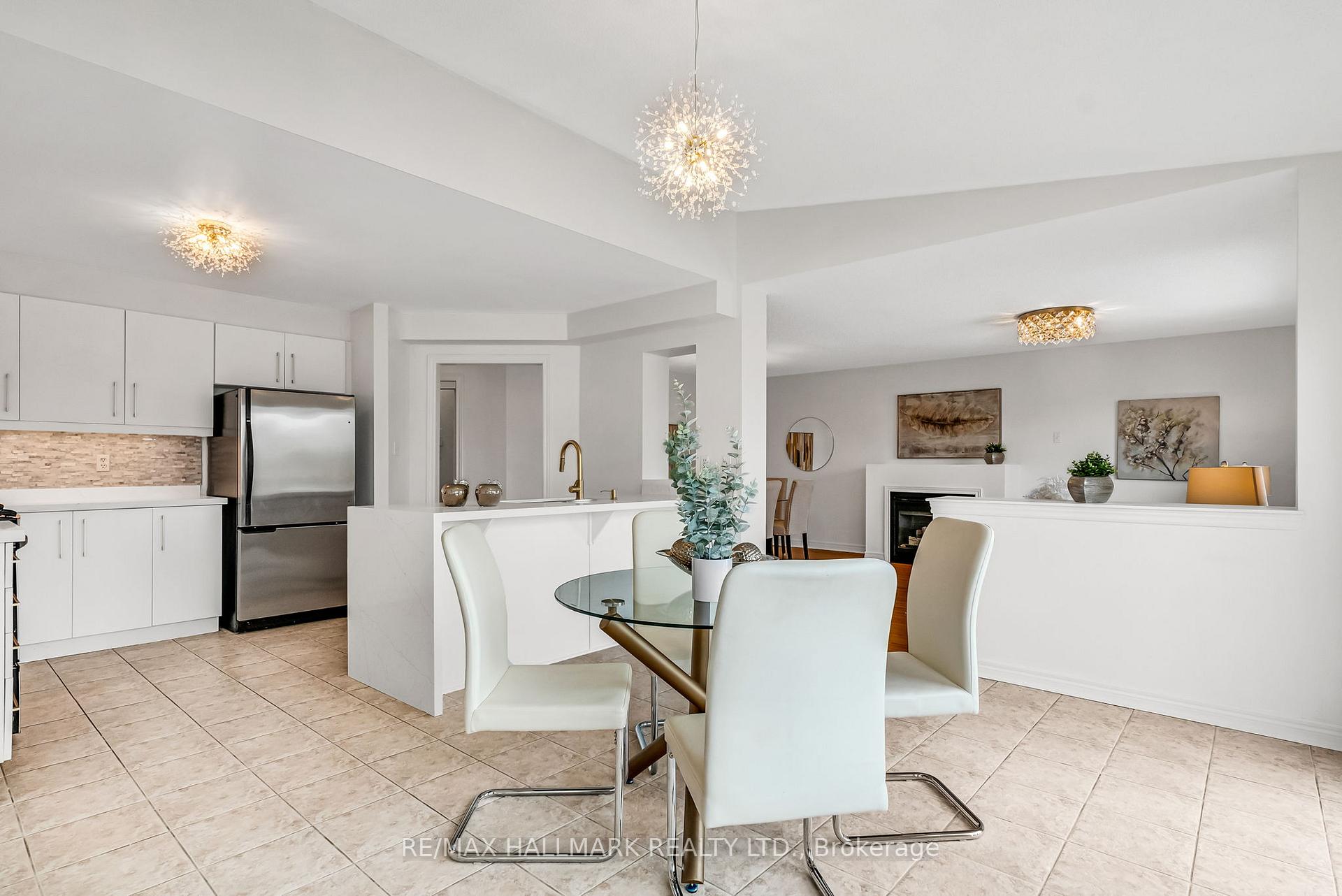 Photo 21 of 79 Aventura Crescent, Vaughan, Sonoma Heights — HOMEH