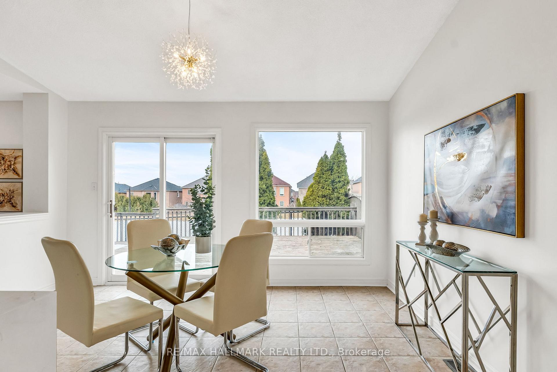 Photo 13 of 79 Aventura Crescent, Vaughan, Sonoma Heights — HOMEH