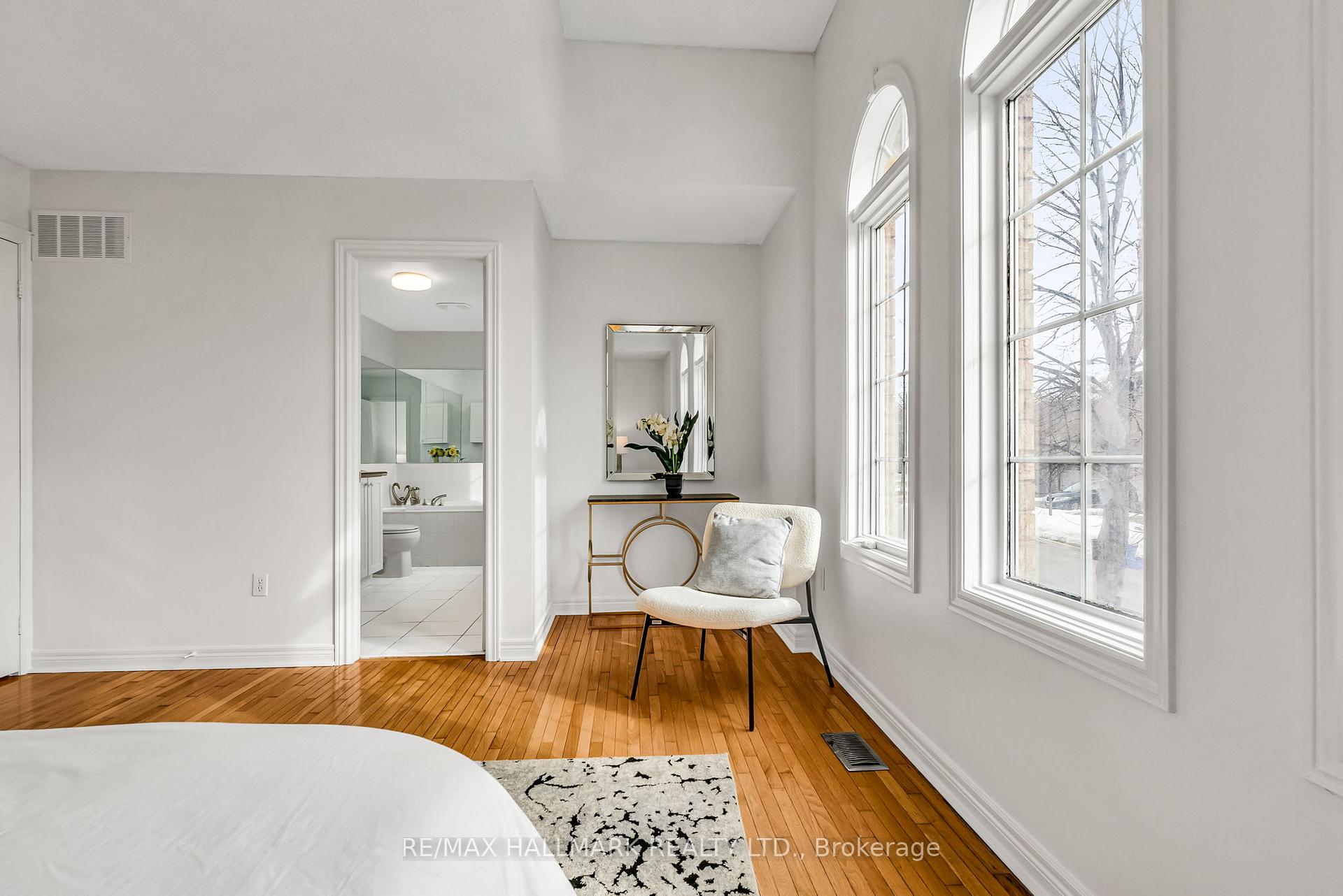 Photo 33 of 79 Aventura Crescent, Vaughan, Sonoma Heights — HOMEH