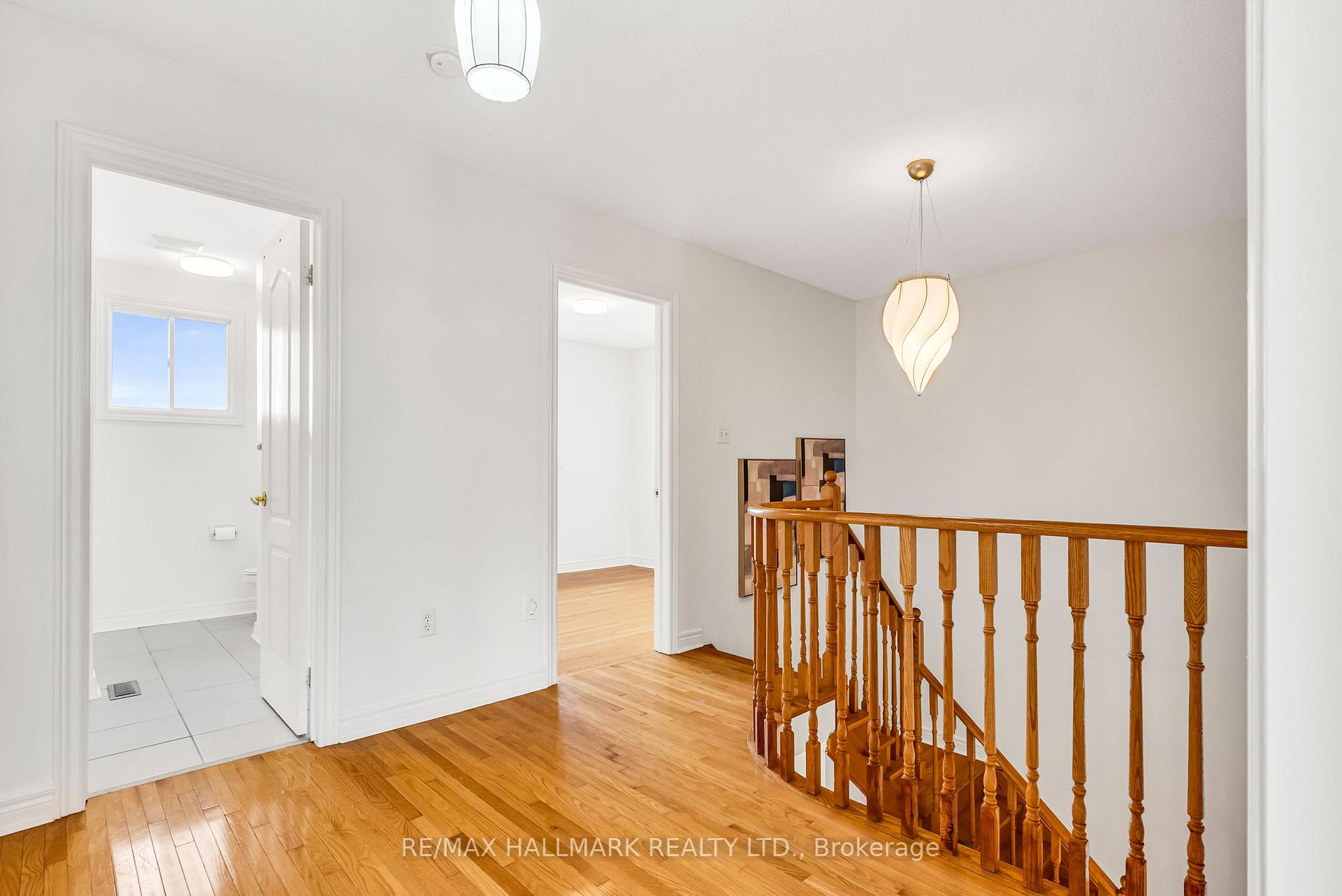 Photo 35 of 79 Aventura Crescent, Vaughan, Sonoma Heights — HOMEH