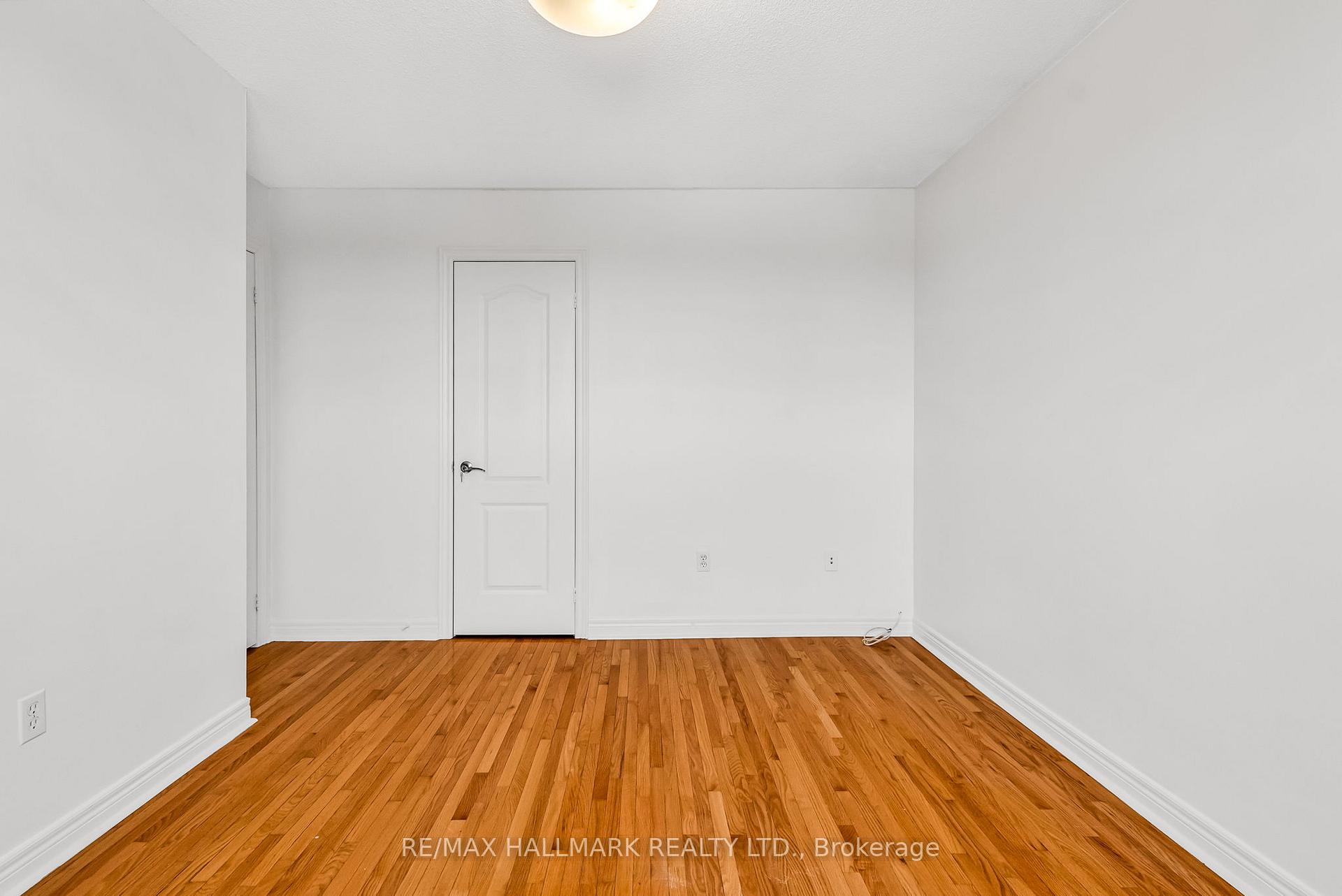 Photo 30 of 79 Aventura Crescent, Vaughan, Sonoma Heights — HOMEH