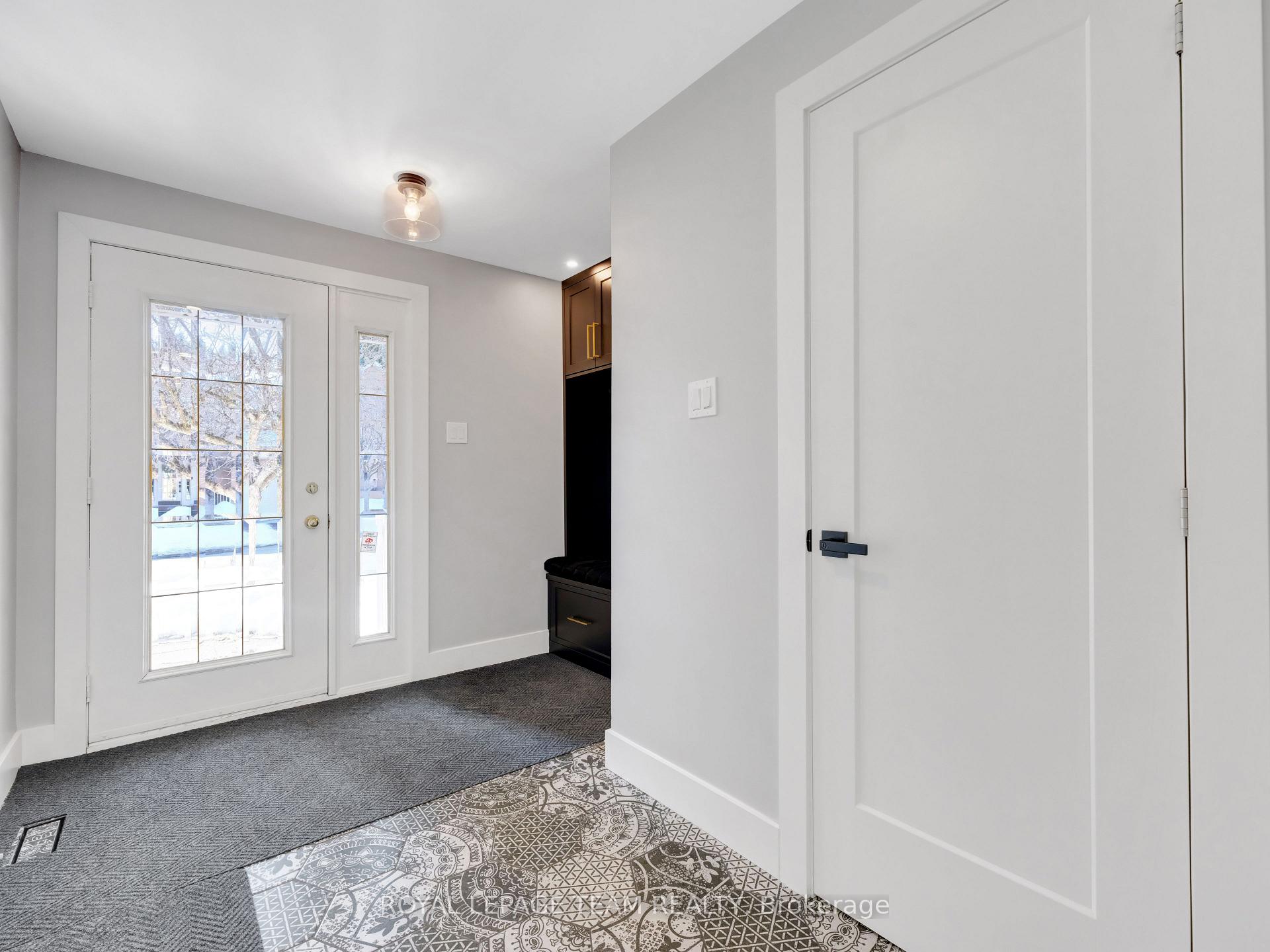 Photo 8 of 107 Dalecroft Crescent, Ottawa, Centrepointe — HOMEH