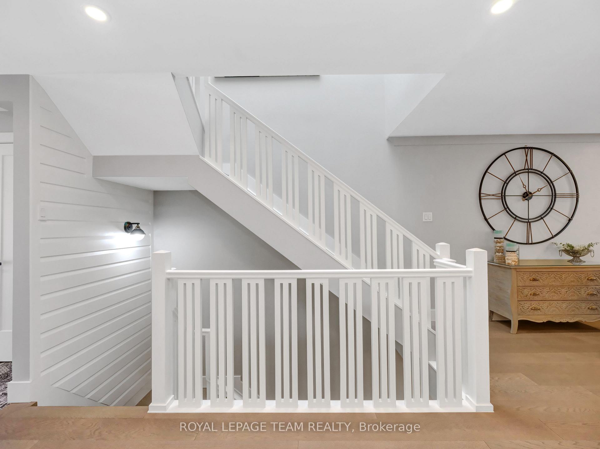 Photo 35 of 107 Dalecroft Crescent, Ottawa, Centrepointe — HOMEH