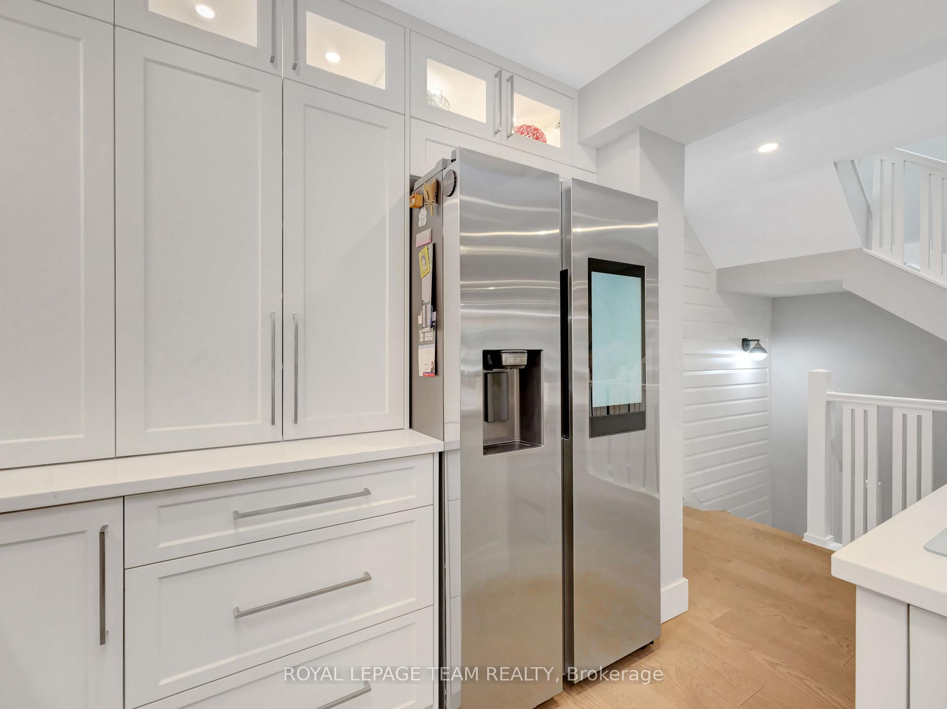 Photo 18 of 107 Dalecroft Crescent, Ottawa, Centrepointe — HOMEH