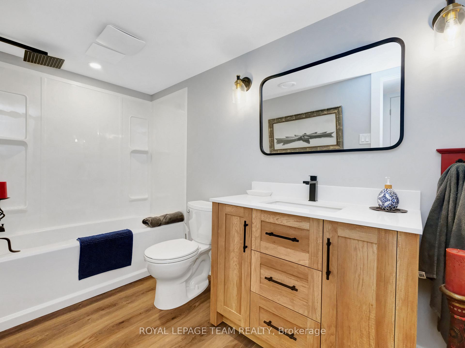 Photo 37 of 107 Dalecroft Crescent, Ottawa, Centrepointe — HOMEH