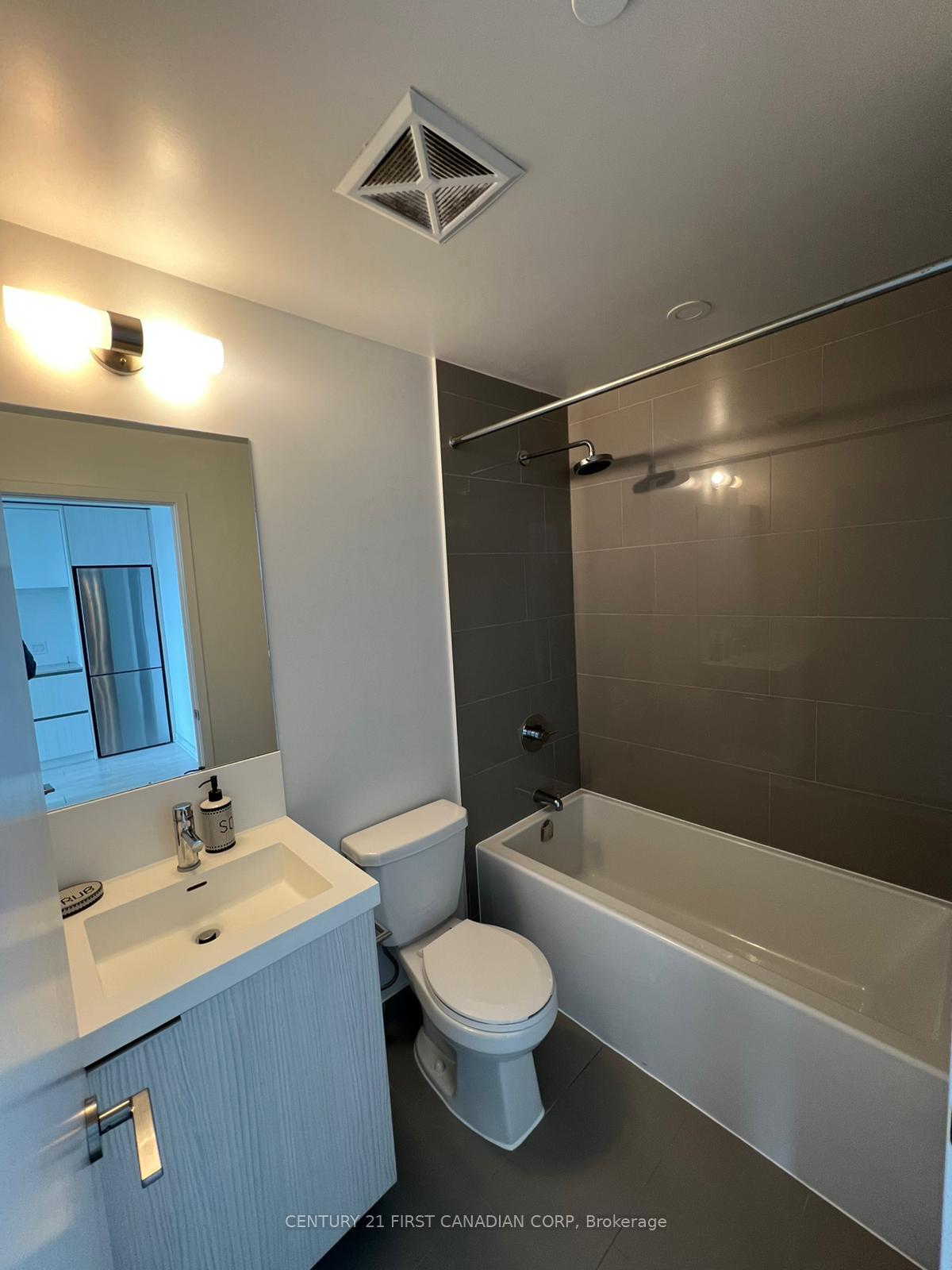 Photo 5 of Unit 2810, 225 Sumach Street, Toronto, Regent Park — HOMEH