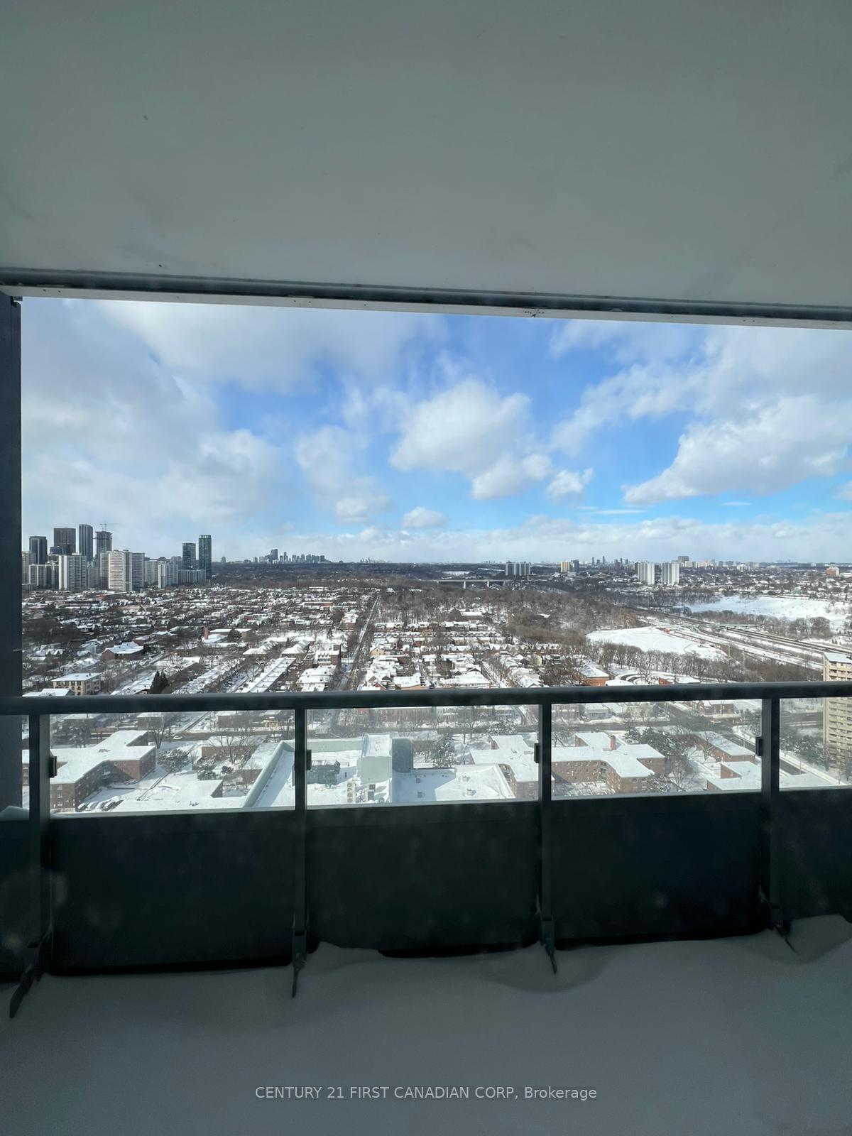 Photo 12 of Unit 2810, 225 Sumach Street, Toronto, Regent Park — HOMEH