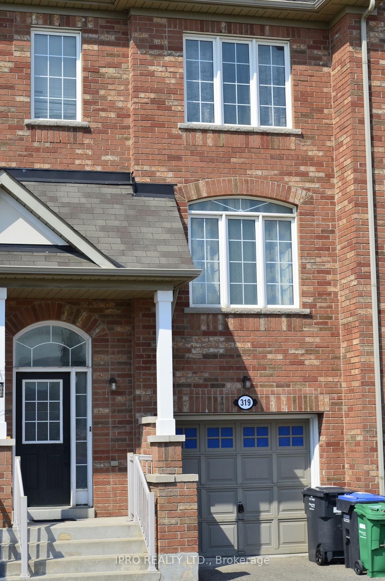 Front of Unit Main, 319 Aspendale Crescent