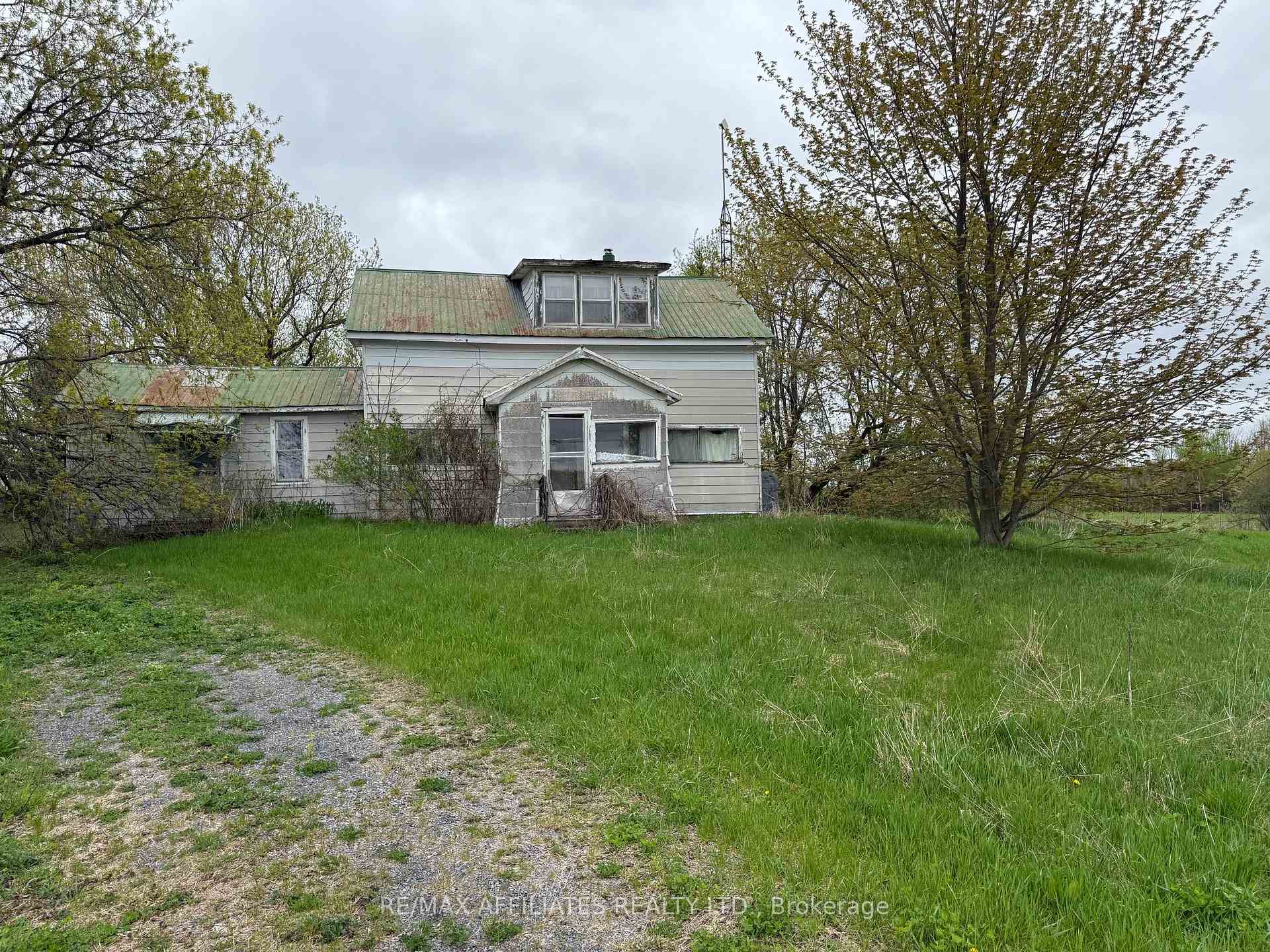 Photo 4 of Saving Street, South Stormont, South Stormont (Osnabruck) Twp — HOMEH