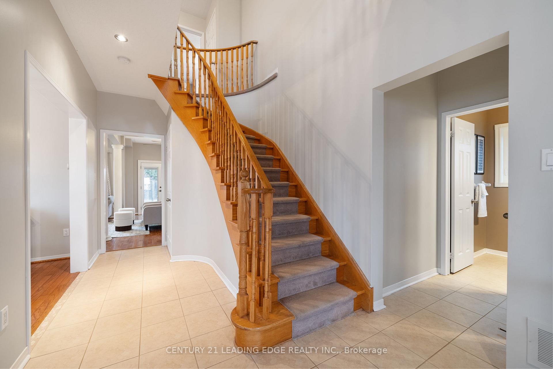Photo 22 of 5 Eggert Court, Whitby, Port Whitby — HOMEH