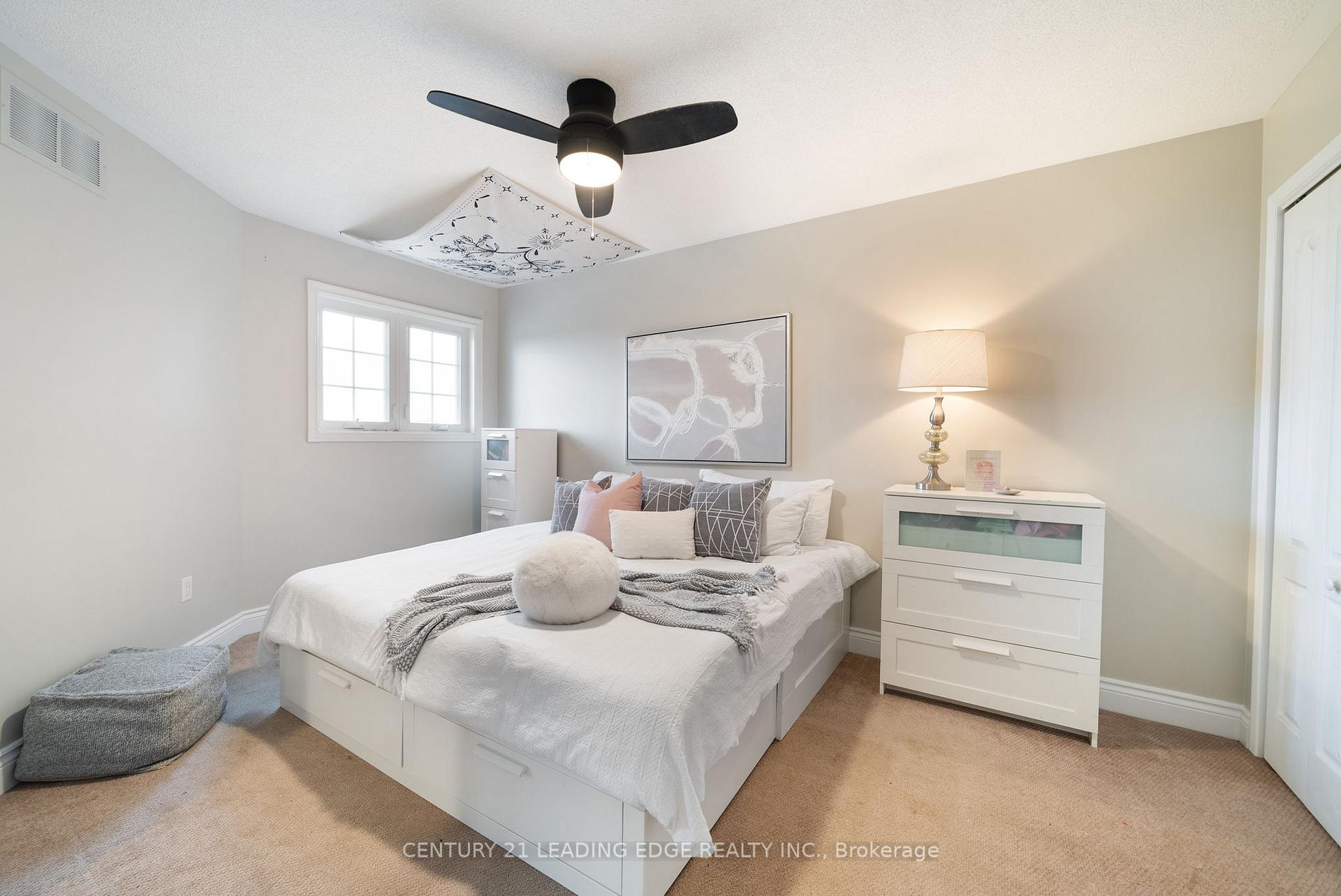 Photo 35 of 5 Eggert Court, Whitby, Port Whitby — HOMEH