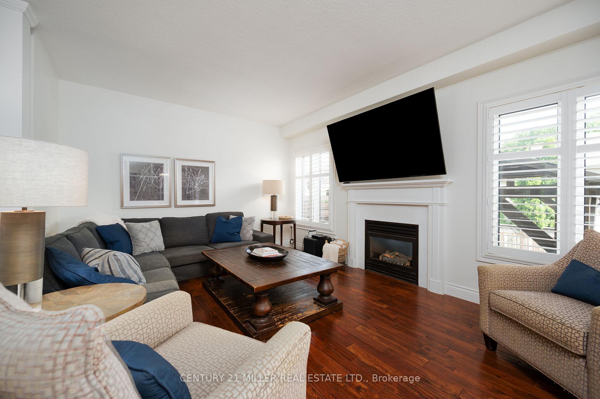 Photo 7 of 54 Hickory Crescent, Grimsby, Grimsby West — HOMEH
