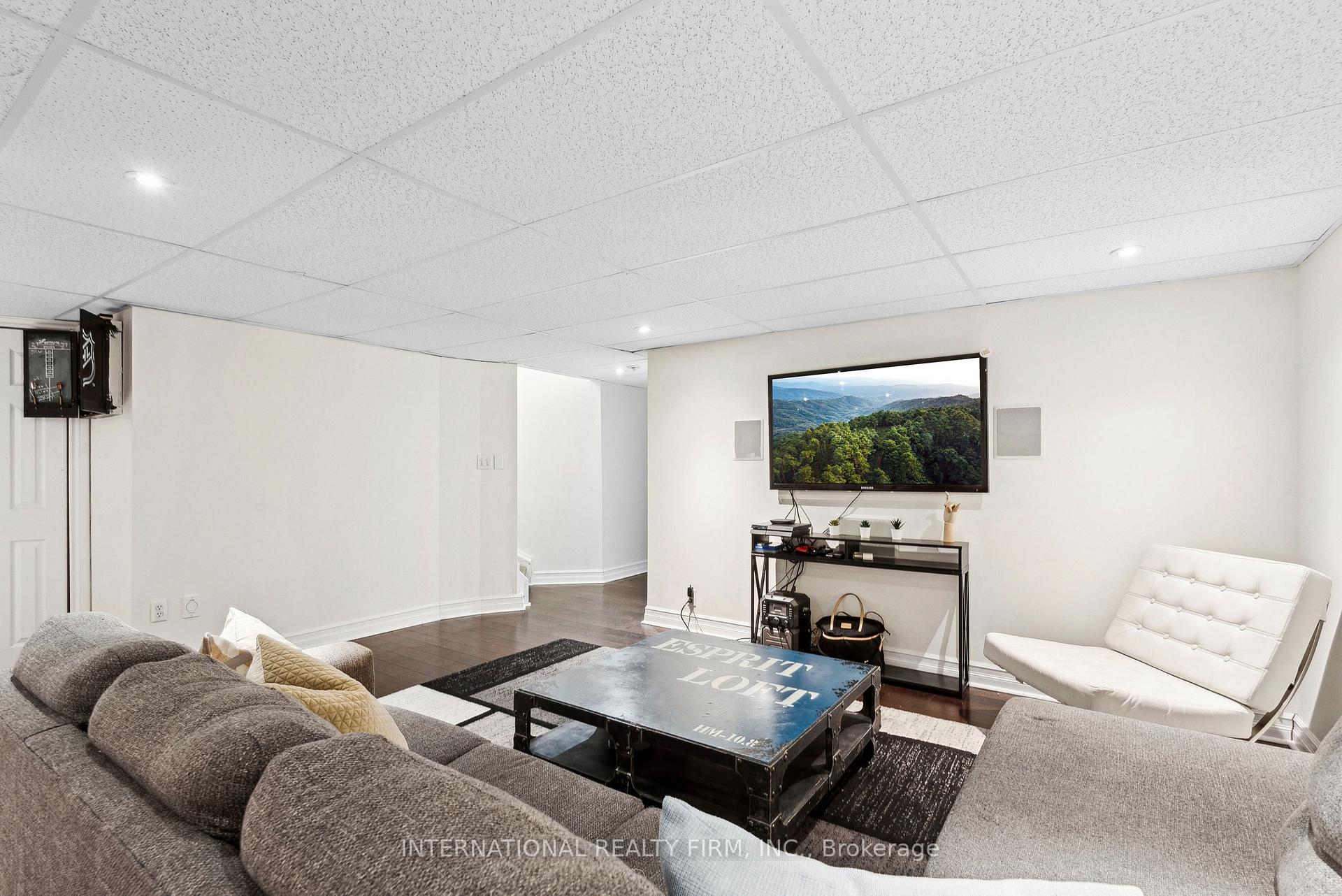 Photo 33 of 32 Brookhouse Drive, Clarington, Newcastle — HOMEH