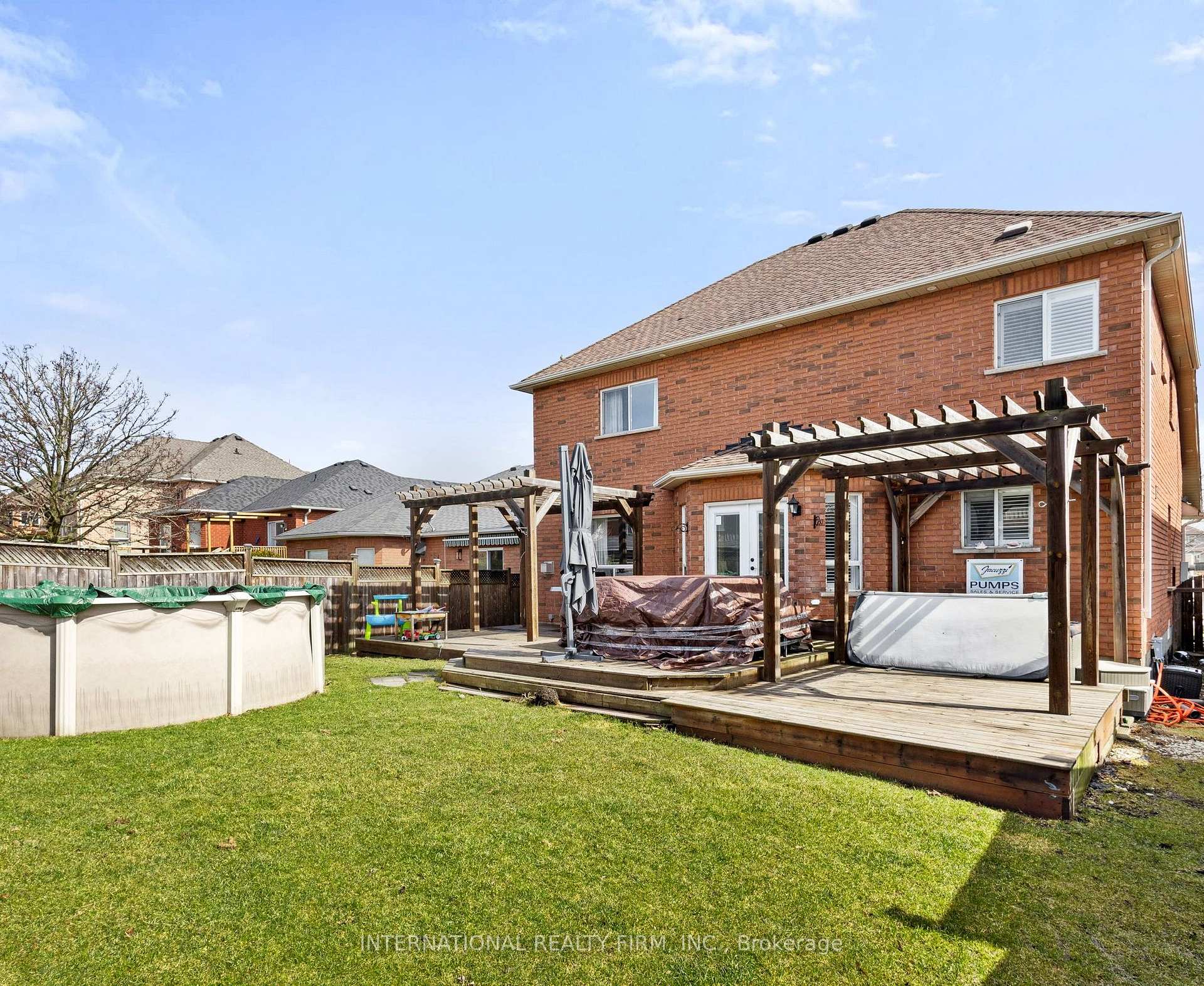 Photo 35 of 32 Brookhouse Drive, Clarington, Newcastle — HOMEH