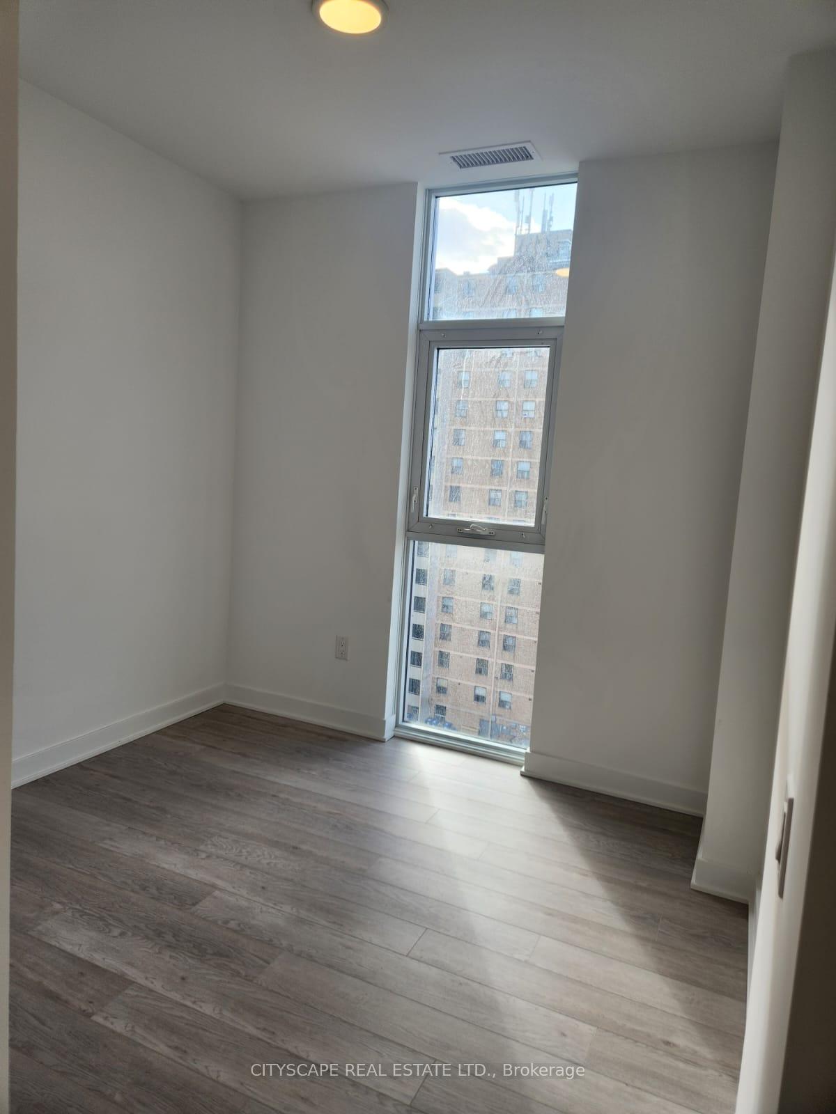 Photo 6 of Unit 807, 2782 Barton Street E, Hamilton, Riverdale — HOMEH