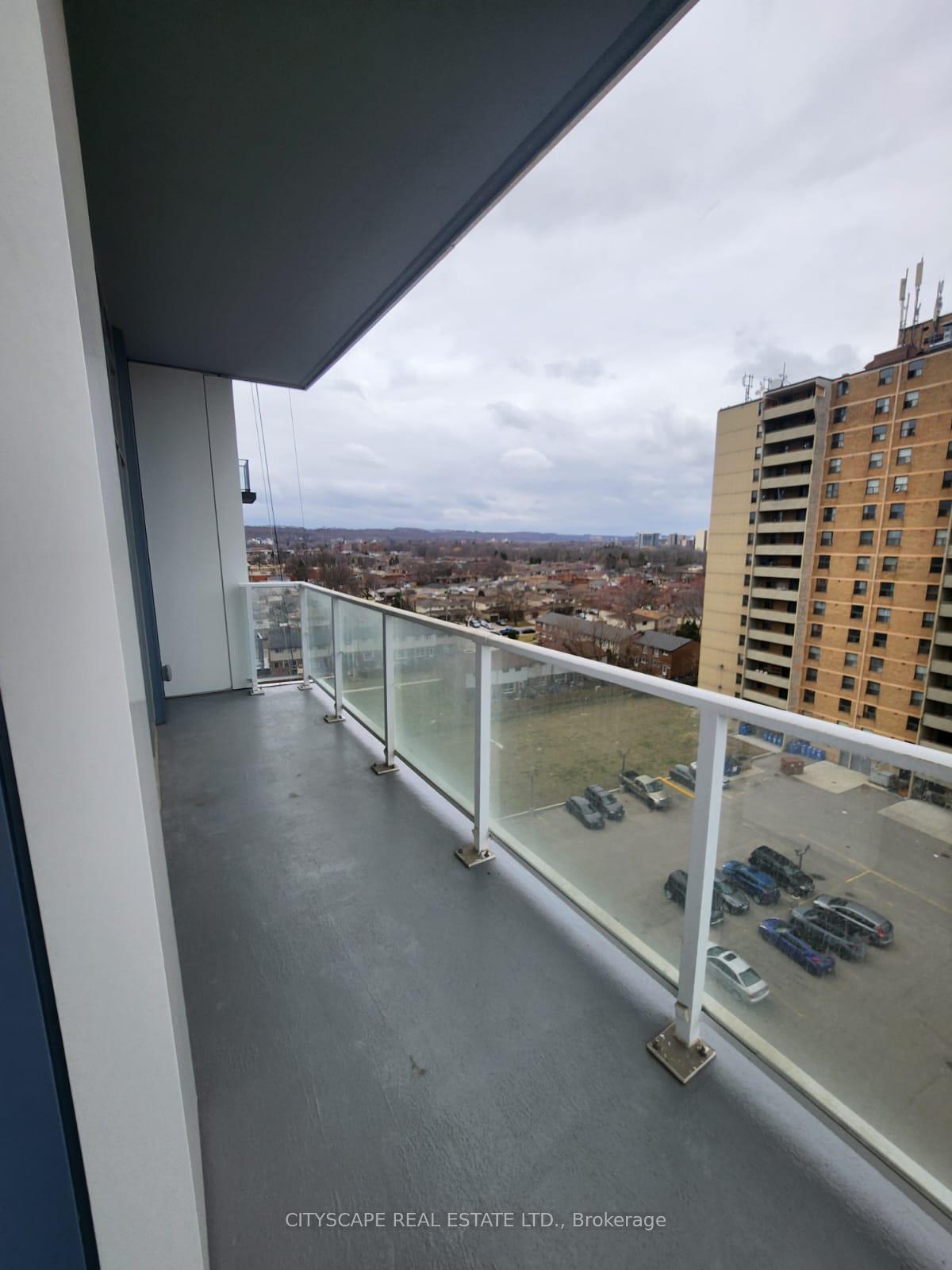 Photo 9 of Unit 807, 2782 Barton Street E, Hamilton, Riverdale — HOMEH
