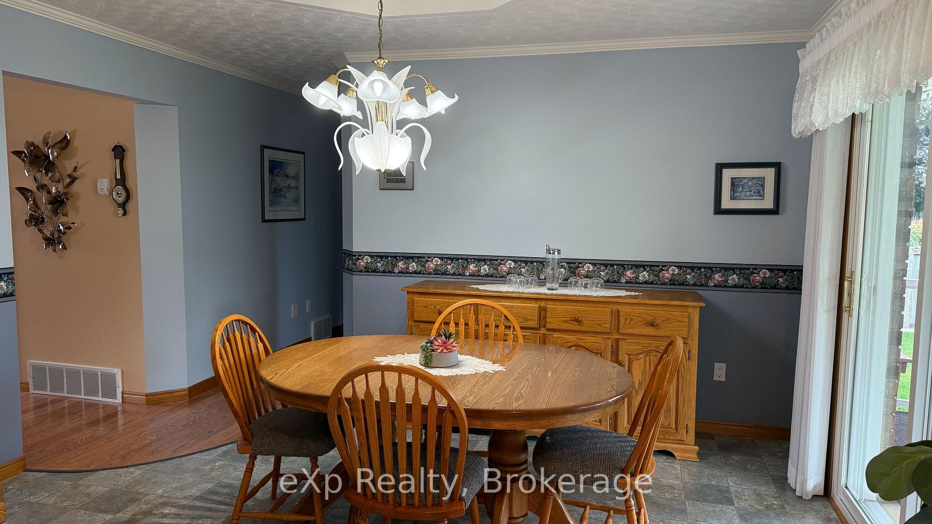 Photo 11 of 655 17th Street Crescent, Hanover — HOMEH
