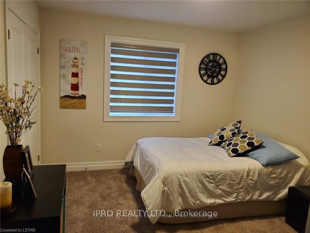 Photo 7 of 2579 Sheffield Boulevard, London, South U — HOMEH