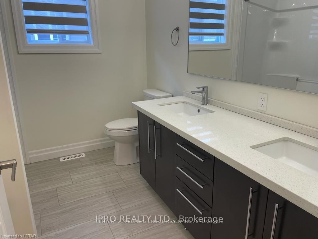 Photo 20 of 2579 Sheffield Boulevard, London, South U — HOMEH