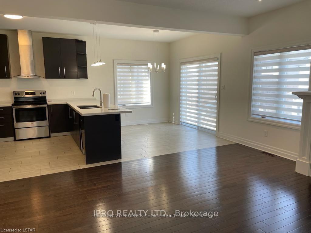 Photo 22 of 2579 Sheffield Boulevard, London, South U — HOMEH
