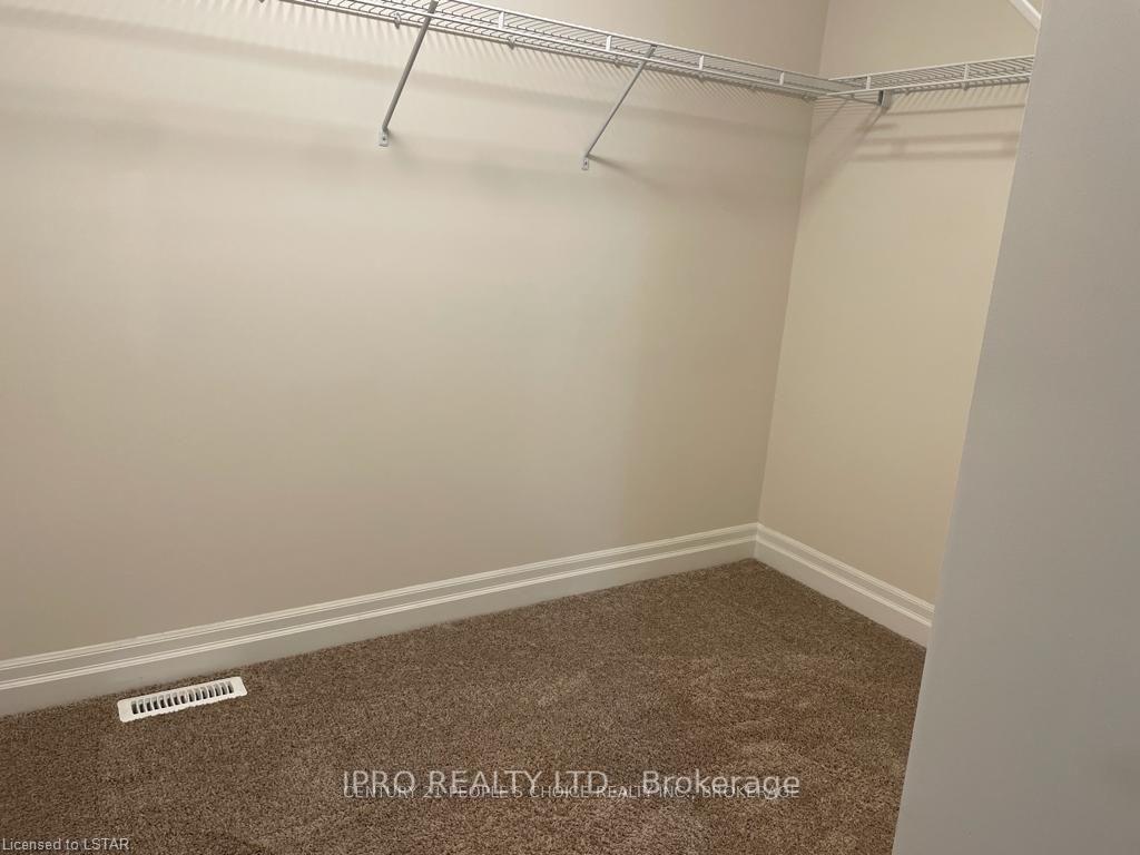 Photo 28 of 2579 Sheffield Boulevard, London, South U — HOMEH