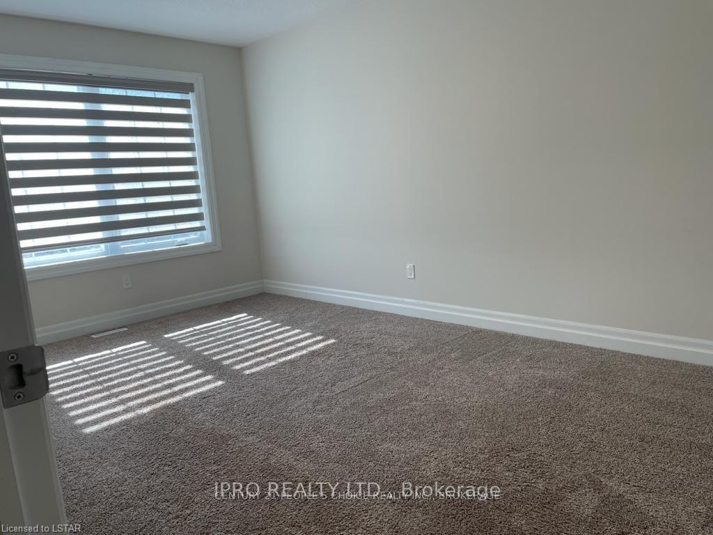 Photo 31 of 2579 Sheffield Boulevard, London, South U — HOMEH