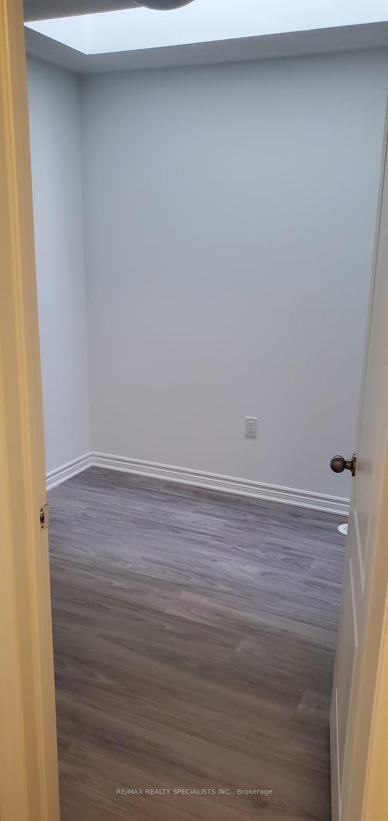 Photo 2 of Unit 22, 75 Springdale Avenue, Caledon, Rural Caledon — HOMEH