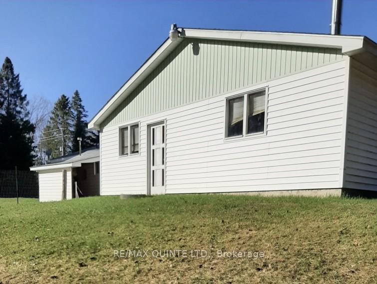 Photo 4 of 2063 Henderson Road, Frontenac, Frontenac Centre — HOMEH