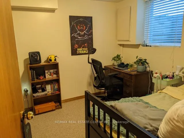 Photo 5 of Unit Unit B, 55 Youngman Drive, Guelph, Kortright West — HOMEH