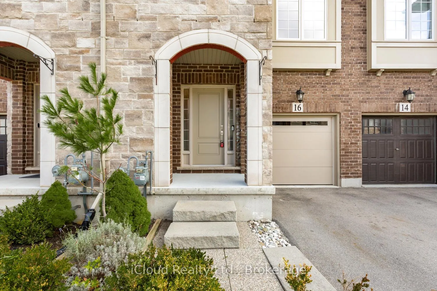 Photo 3 of 16 Heaven Crescent, Milton, Ford — HOMEH