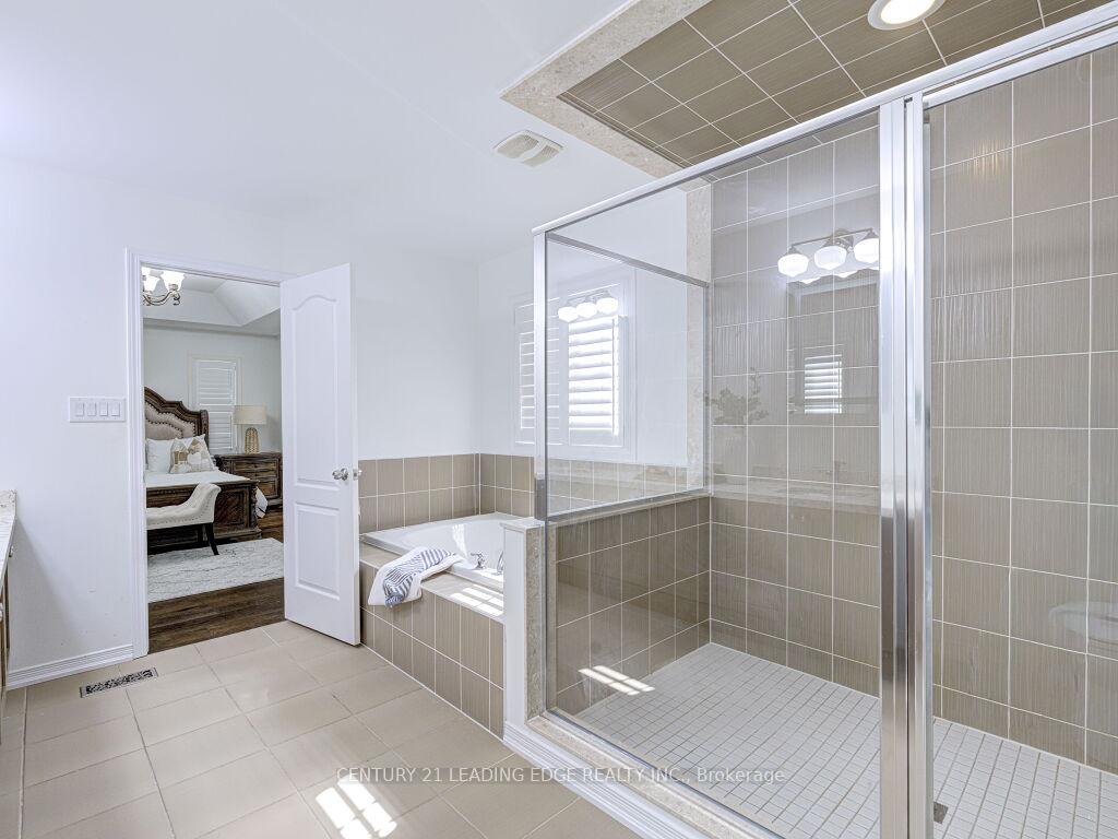 Photo 7 of 39 Butson Crescent, Clarington, Bowmanville — HOMEH