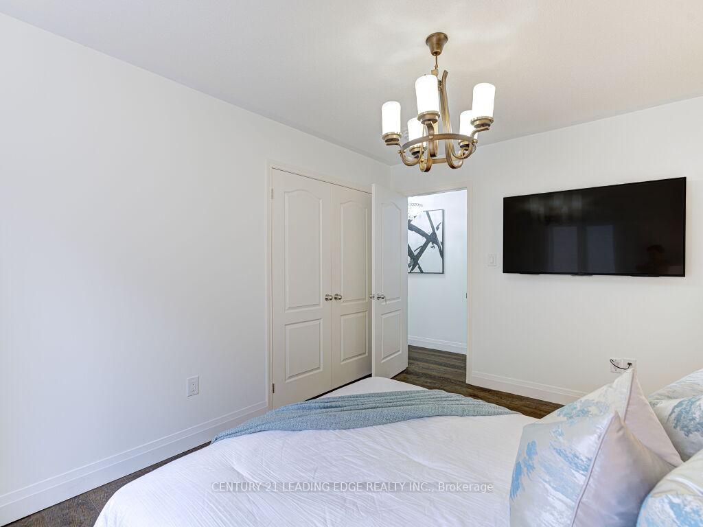 Photo 14 of 39 Butson Crescent, Clarington, Bowmanville — HOMEH