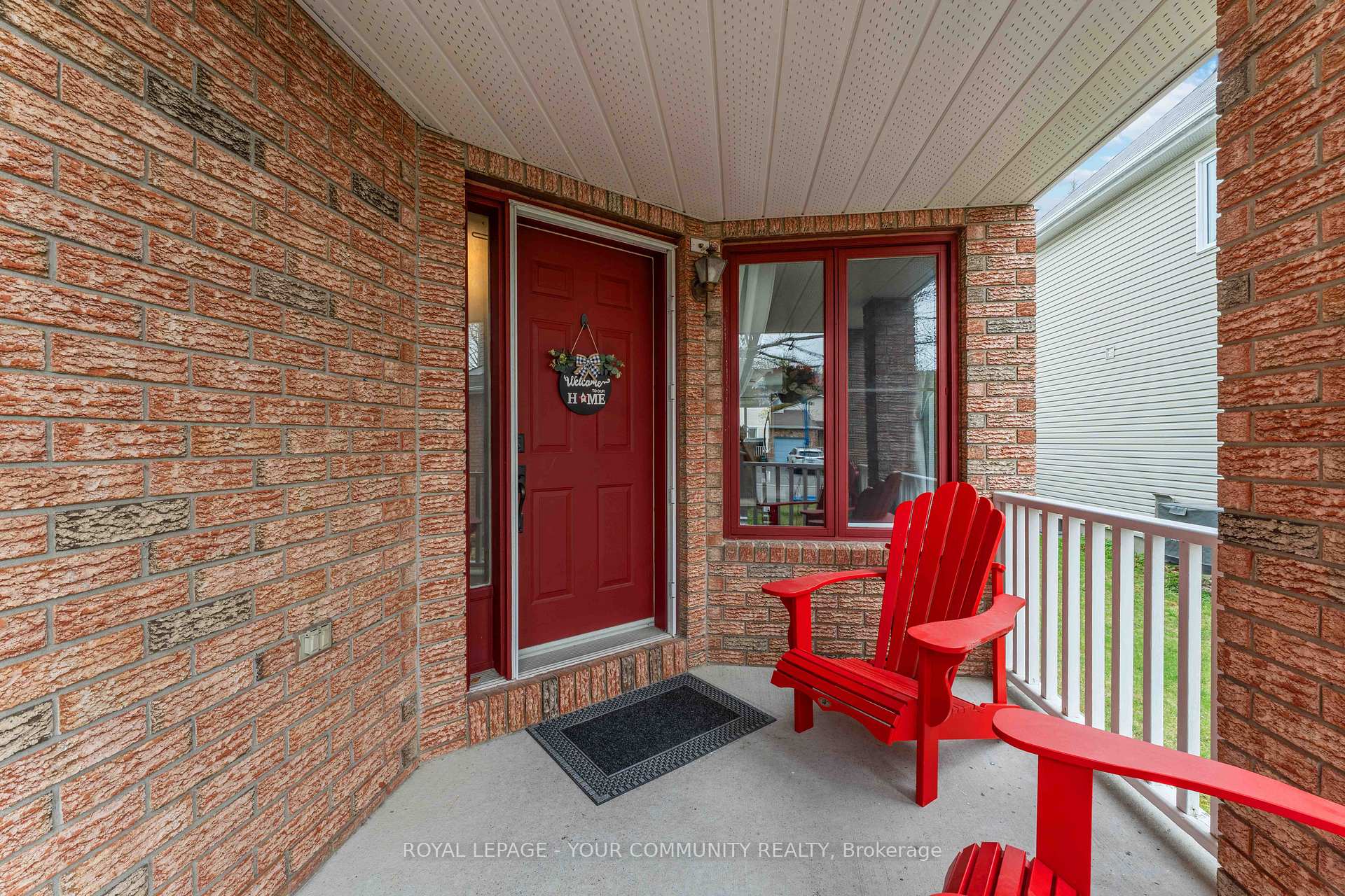 Photo 2 of 217 Markland Crescent, Ottawa, Barrhaven East — HOMEH