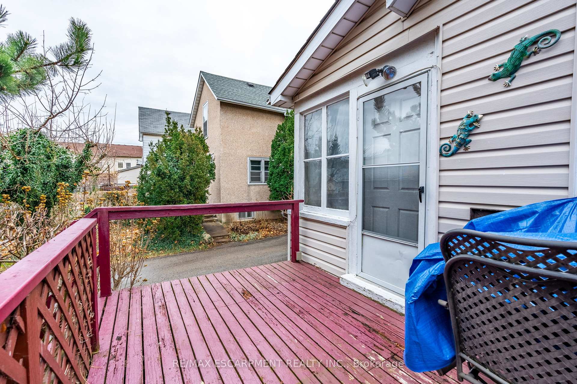 Photo 12 of 35 Ontario Street, Grimsby, Grimsby East — HOMEH
