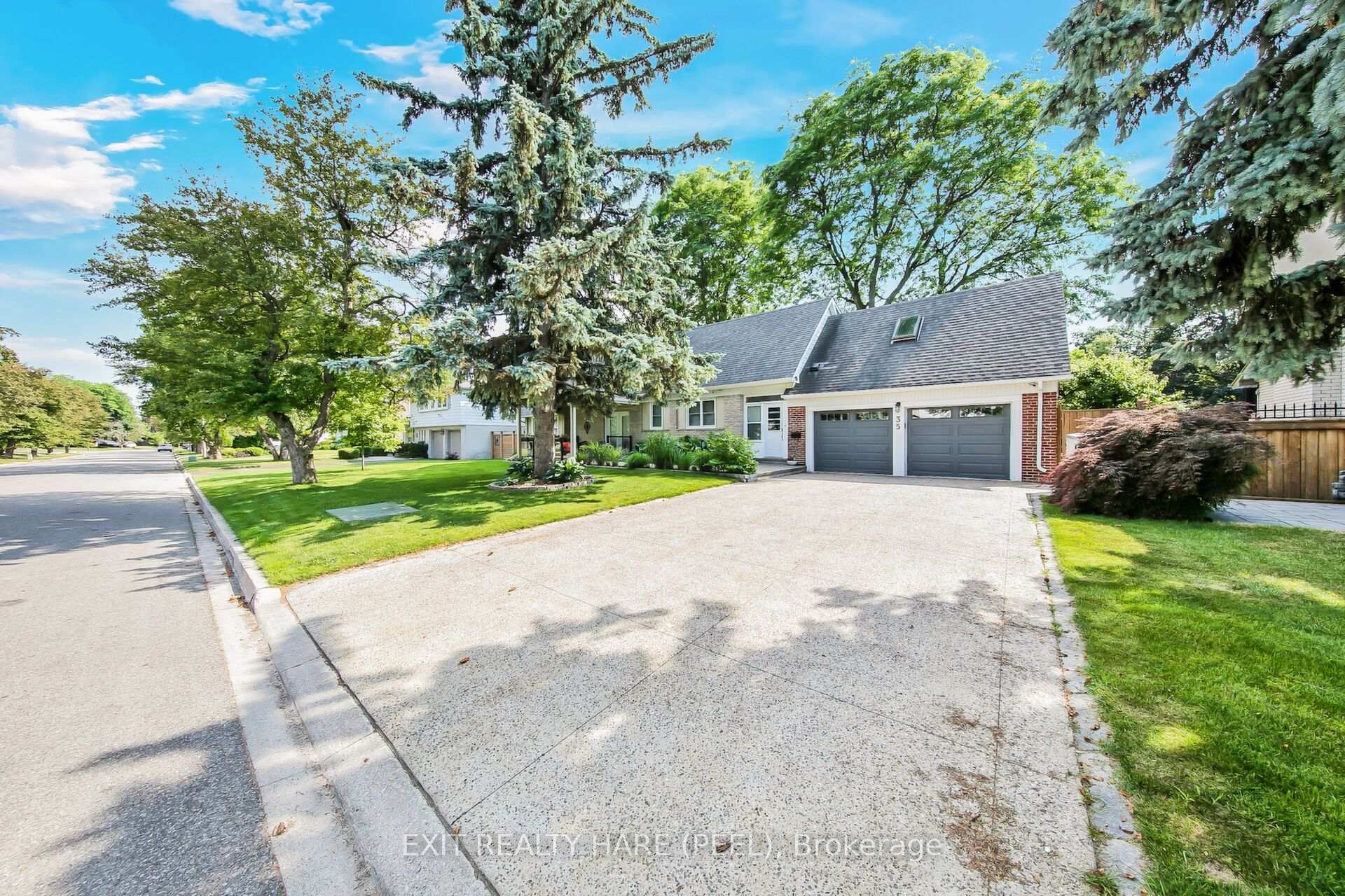 Photo 1 of 35 Ridgehill Drive, Brampton, Brampton South — HOMEH