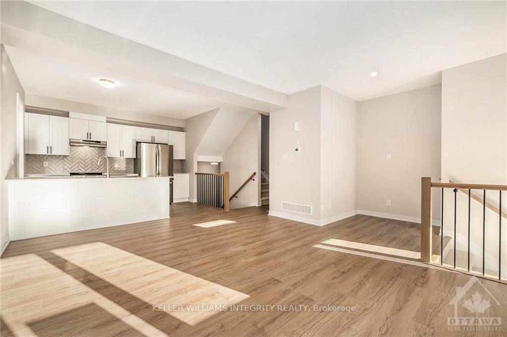 Photo 6 of 181 Beebalm Crescent, Ottawa, Barrhaven - Half Moon Bay — HOMEH