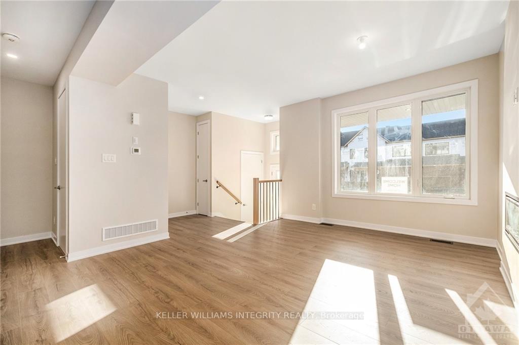 Photo 7 of 181 Beebalm Crescent, Ottawa, Barrhaven - Half Moon Bay — HOMEH