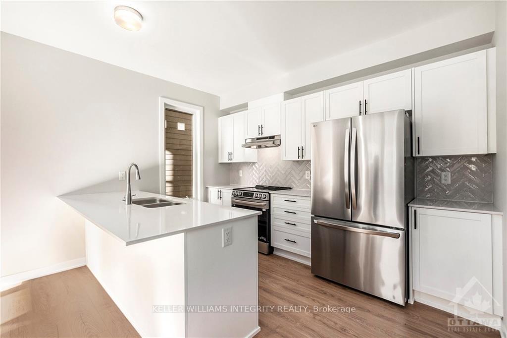 Photo 9 of 181 Beebalm Crescent, Ottawa, Barrhaven - Half Moon Bay — HOMEH
