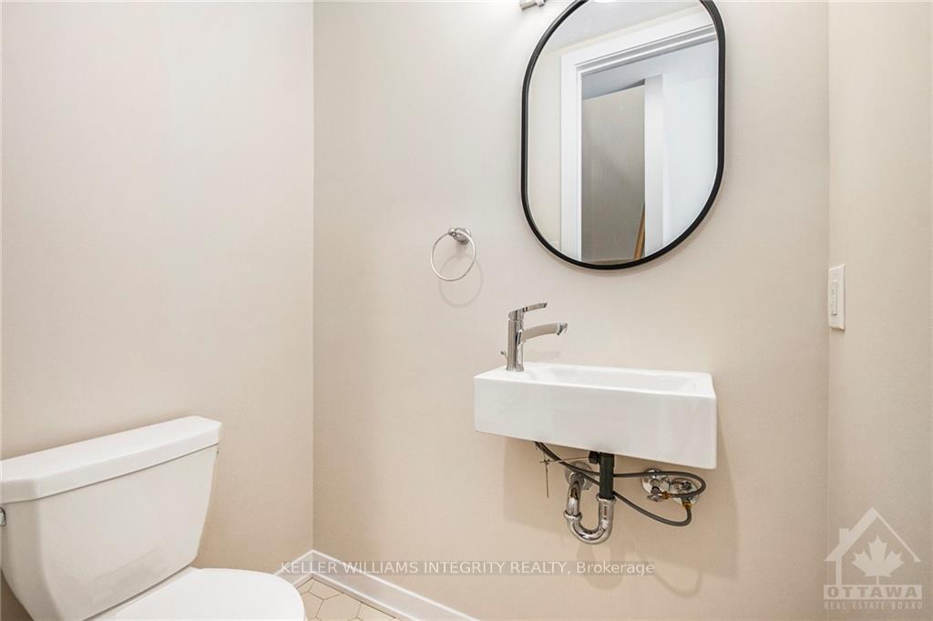 Photo 12 of 181 Beebalm Crescent, Ottawa, Barrhaven - Half Moon Bay — HOMEH
