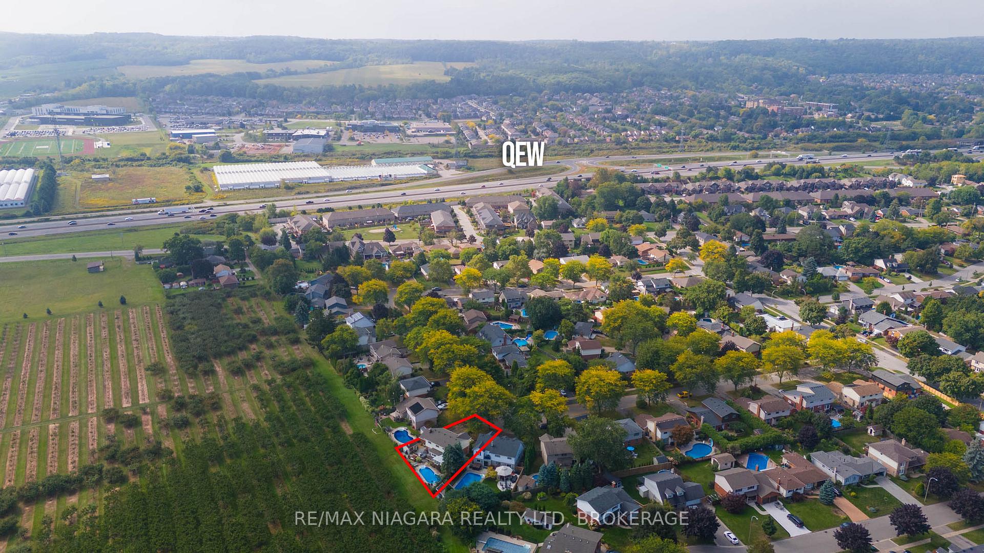 Photo 15 of 38 Banburry Crescent, Grimsby, Grimsby Beach — HOMEH